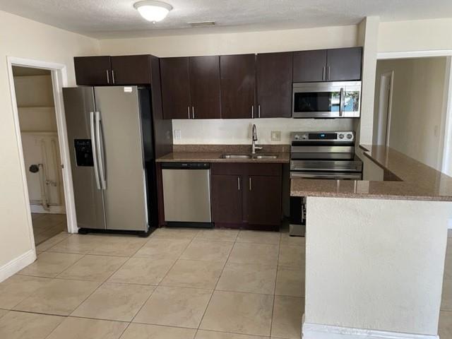 290 Sw 9Th St – photo 1