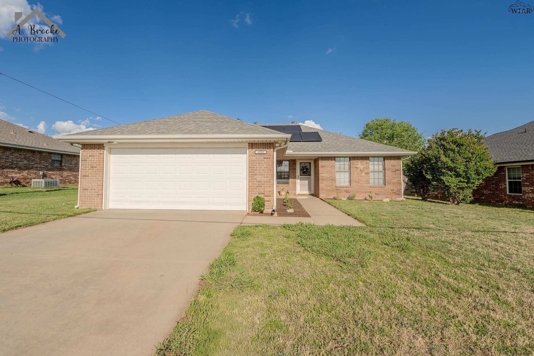 1505 CITY VIEW DRIVE – photo 1
