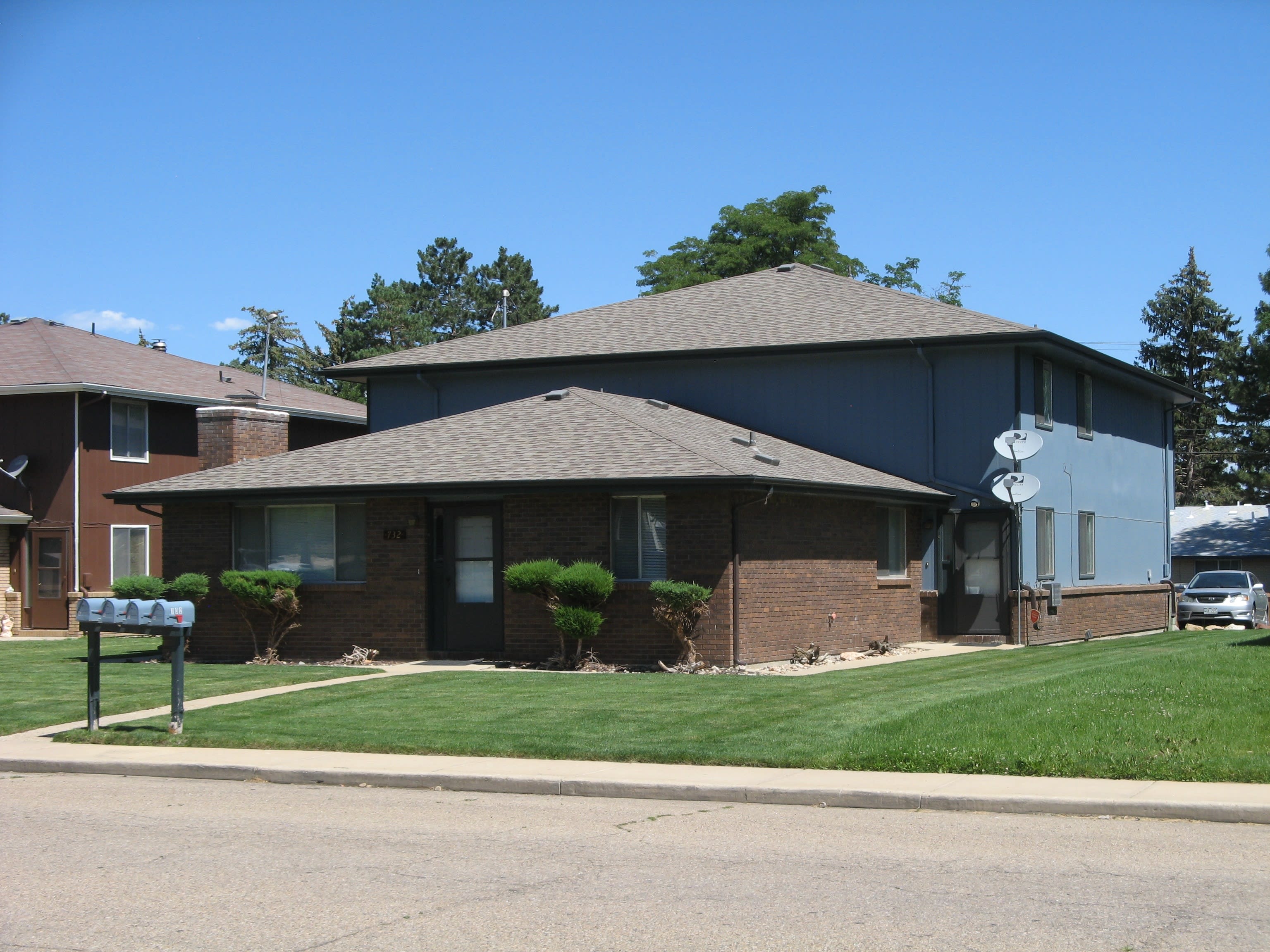 732 Delaware Avenue – photo 1
