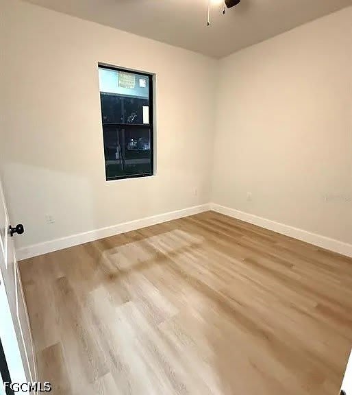 1041/1043 Albany Avenue – photo 1 of 10