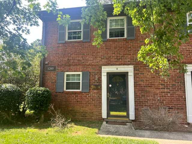 1205 Manassas Ct – photo 1