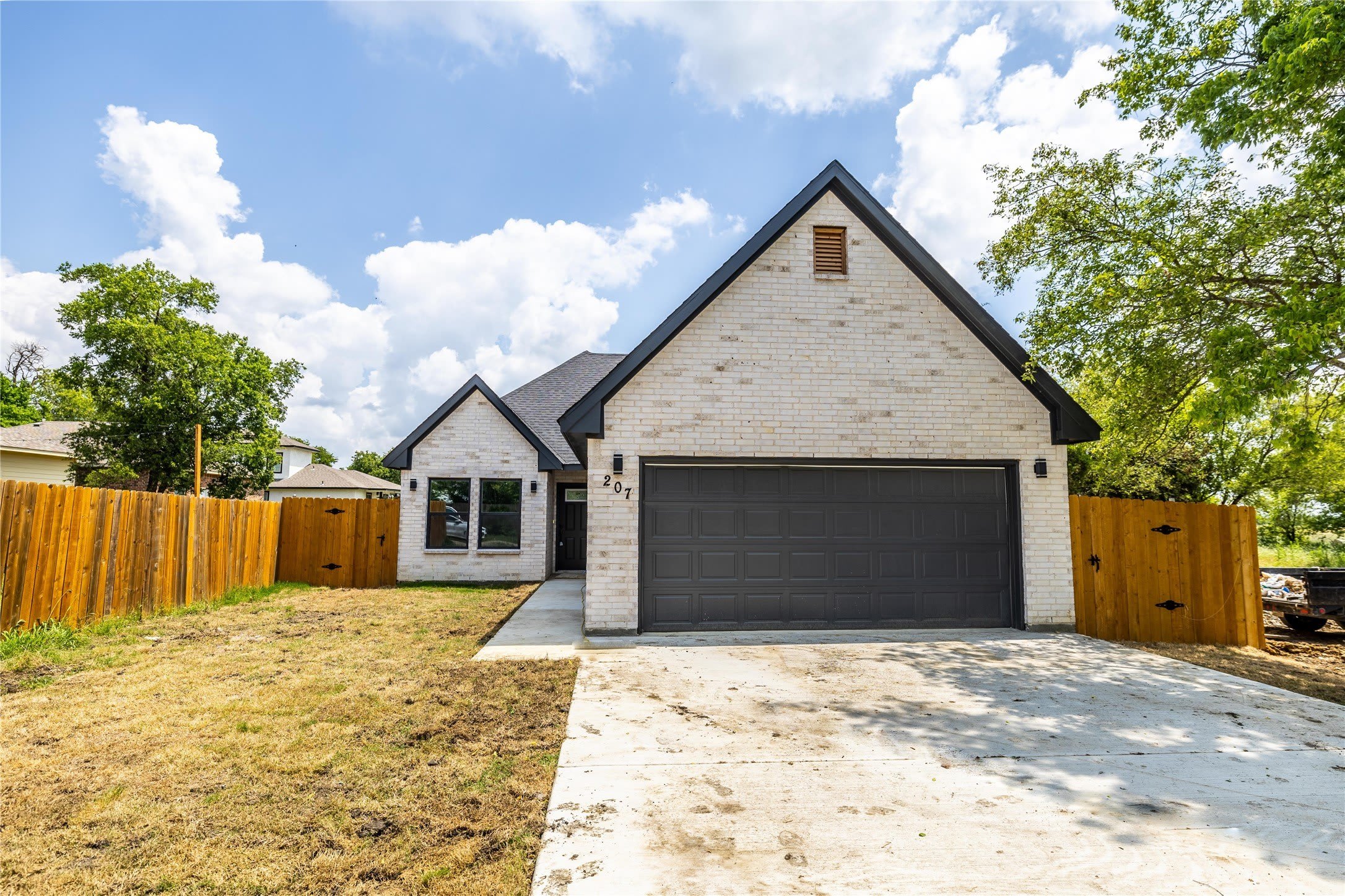 207 S James Street – photo 1 of 70