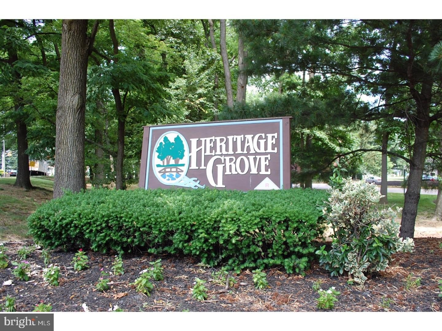 171-1 ECHELON RD – photo 1 of 24