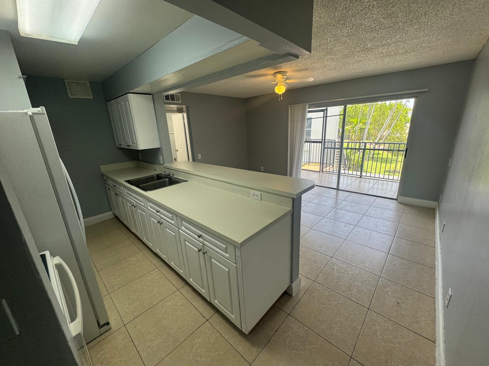 4519 Treehouse Ln #6H – photo 1