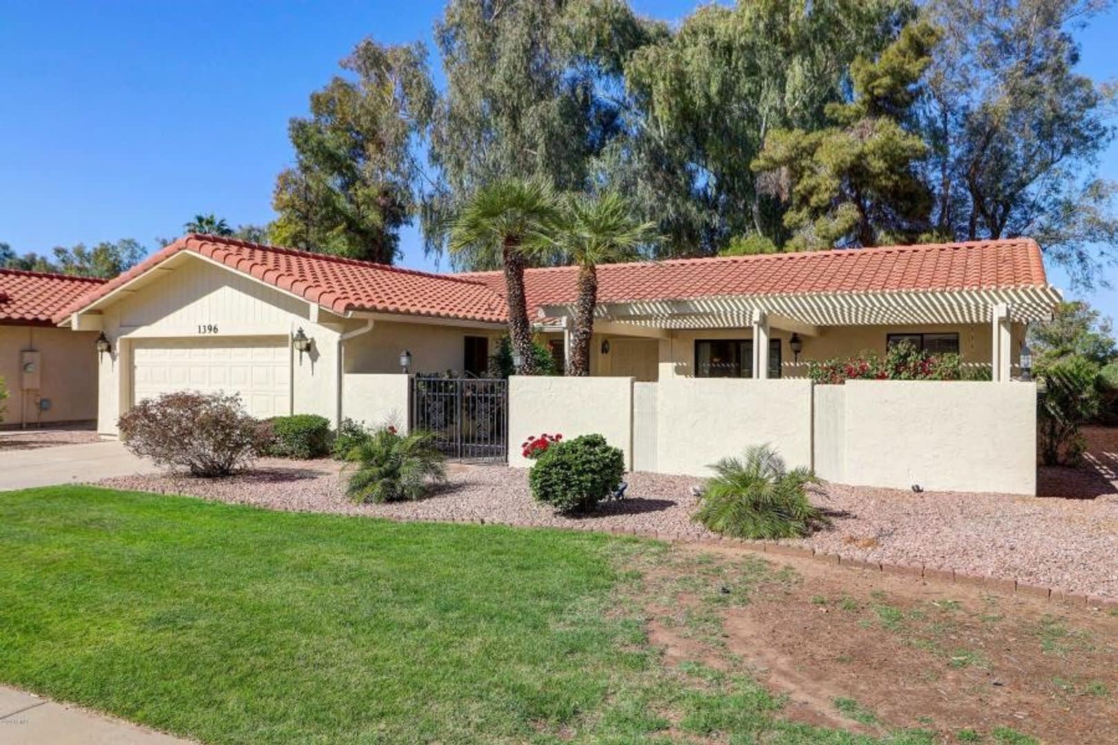 45 Active Adult Resort Community Updated Golf Course Property Now Through July Then September Through December 2026 – photo 1
