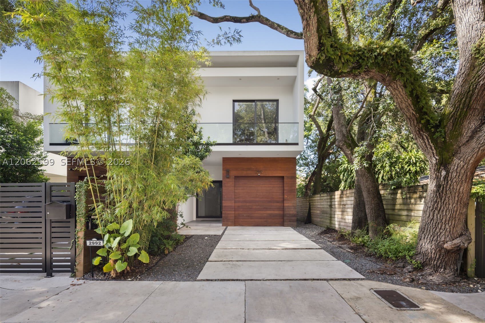 2992 Coconut Ave – photo 1