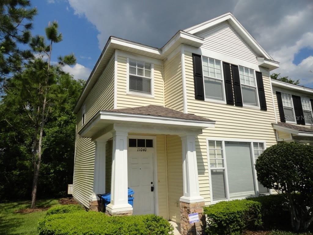 11040 BLACK SWAN Court