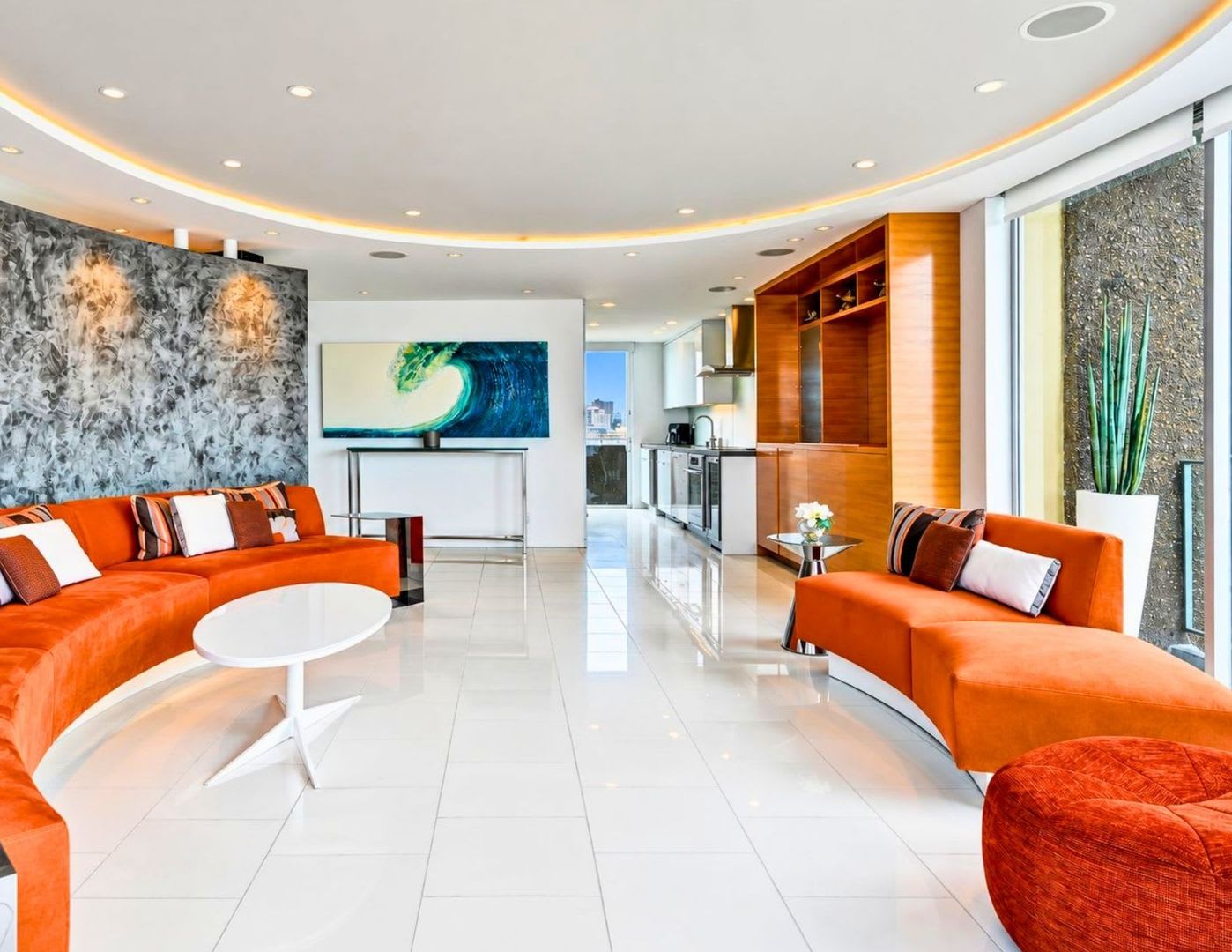 Luxury 16Th Floor Corner Residence All Utilities Included Secured Garage Parking Panoramic San Francisco Views – photo 1