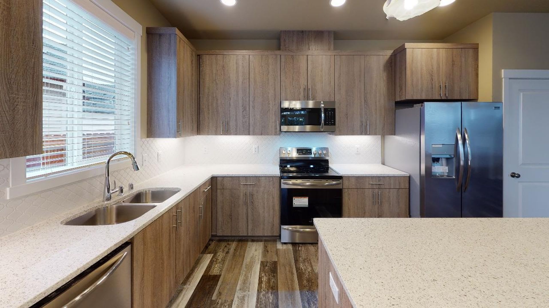 Beautiful single family home in quiet Vancouver neighborhood – photo 1 of 6