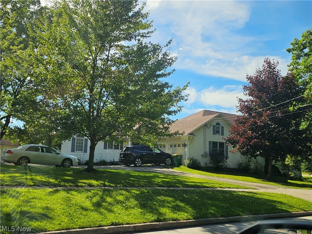 15050 Lake Avenue – photo 1 of 30