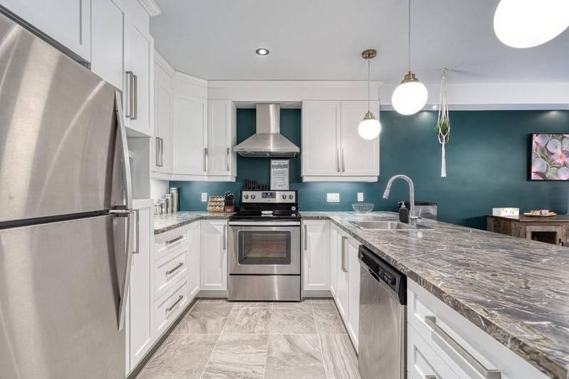 201 West Silver Sands Dr. – photo 1