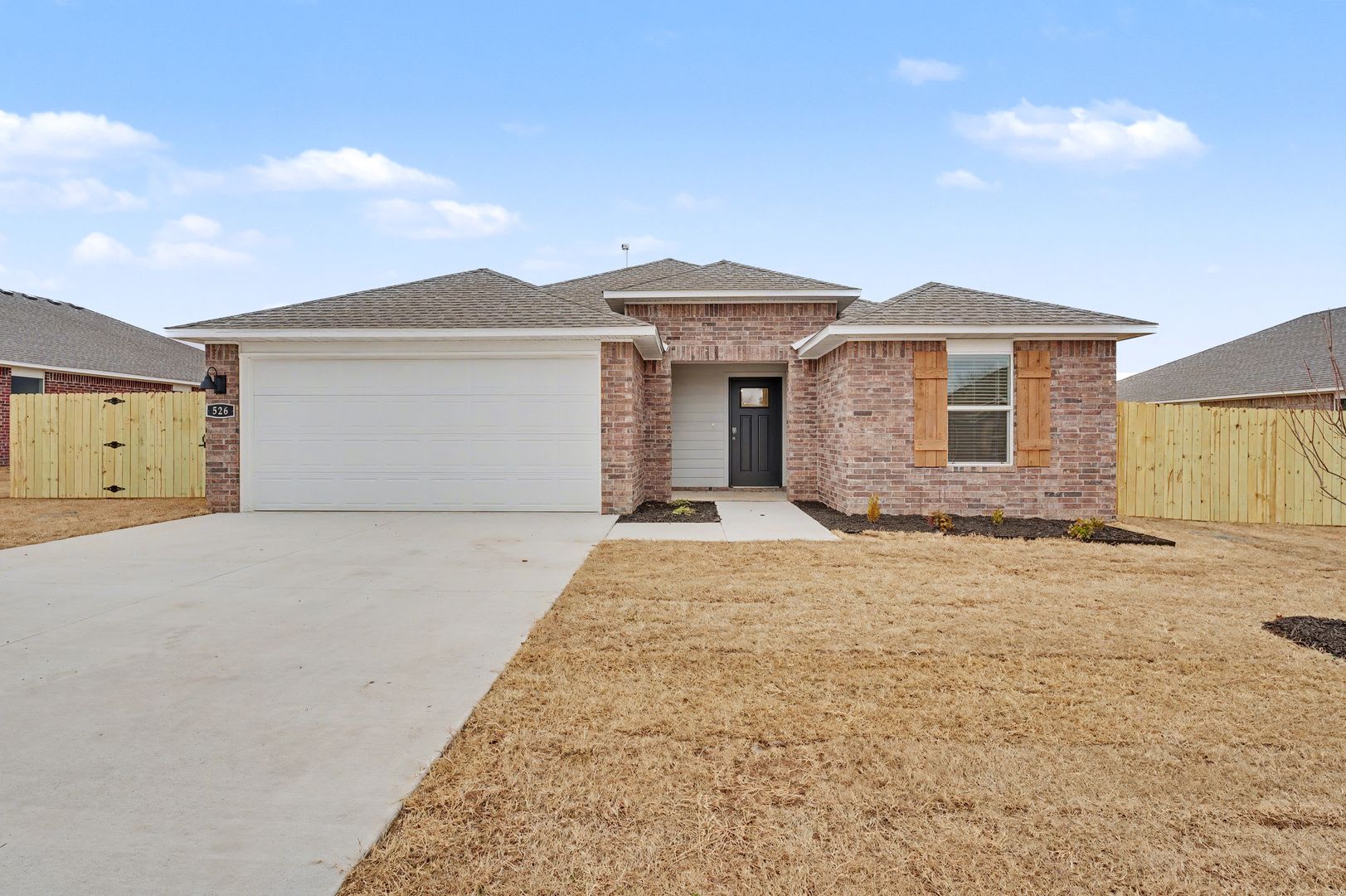 Brand-New 3 Bedroom – photo 1
