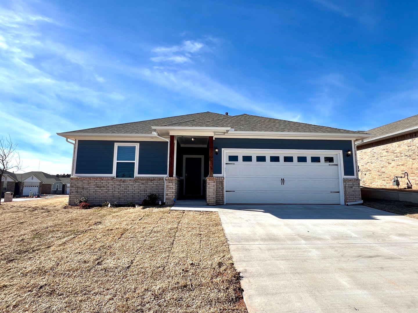 4 Bedroom 2 Bathroom 2 Car Garage Home in Oakdale School District – photo 1