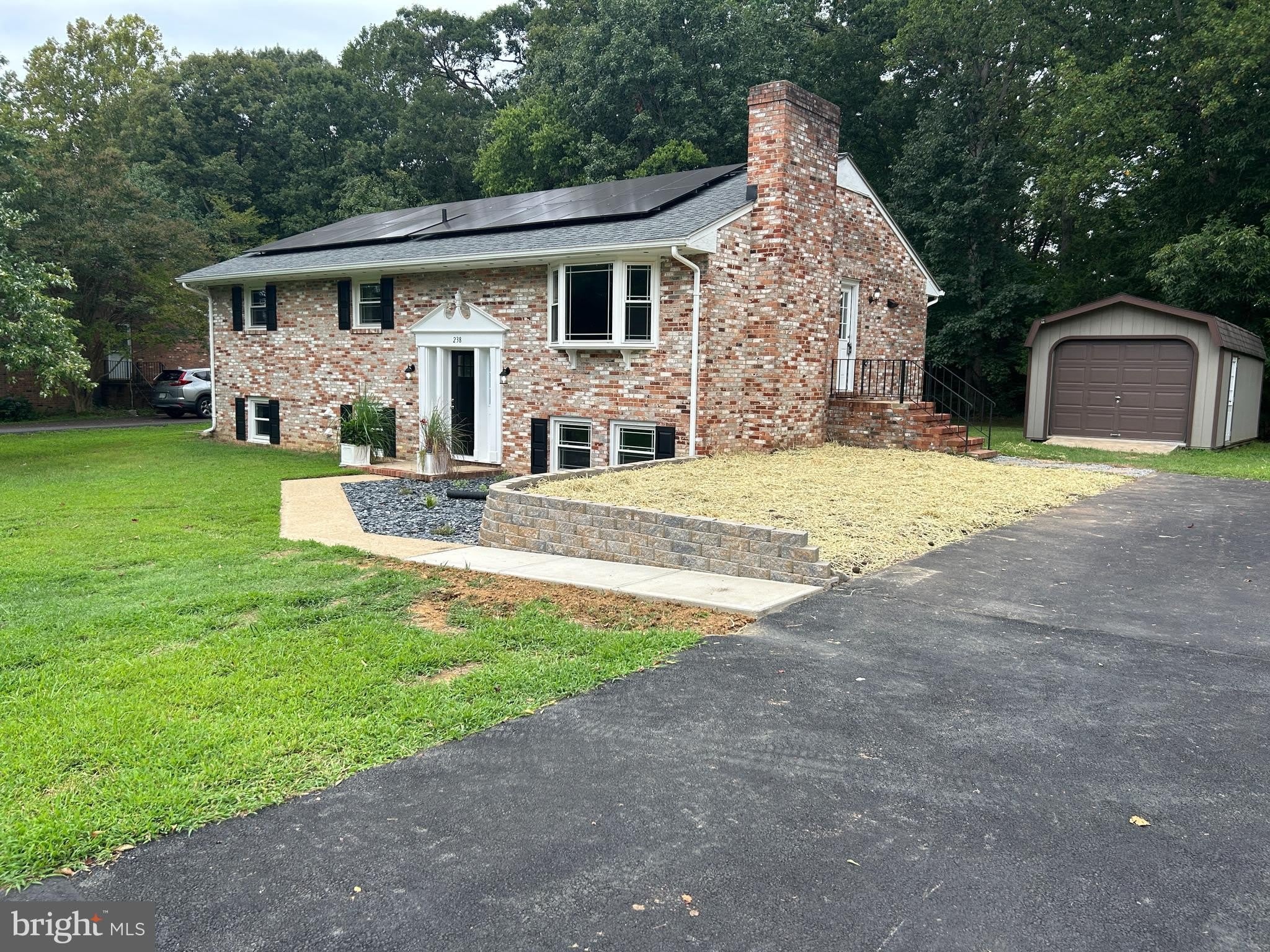 238 BETTY LEWIS Drive – photo 1
