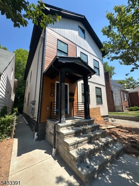 88 Sanford Ave – photo 1