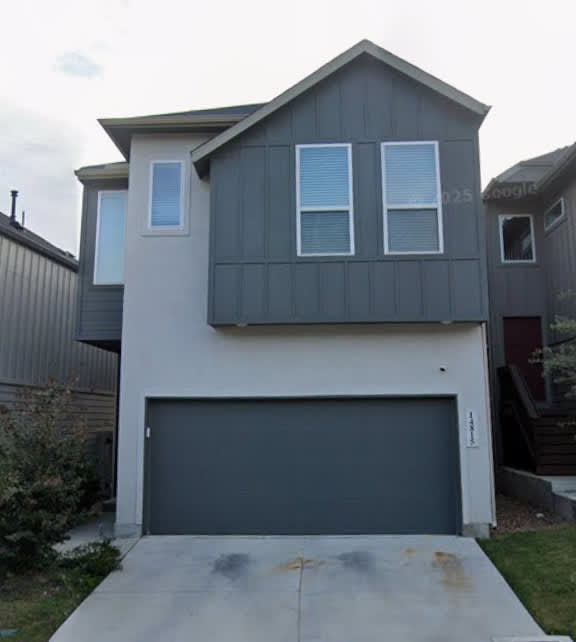 14815 Maverick Avenue – photo 1