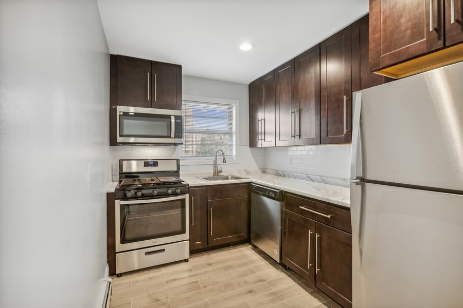Manlow Corp 314 Oakwood Avenue – photo 1 of 129