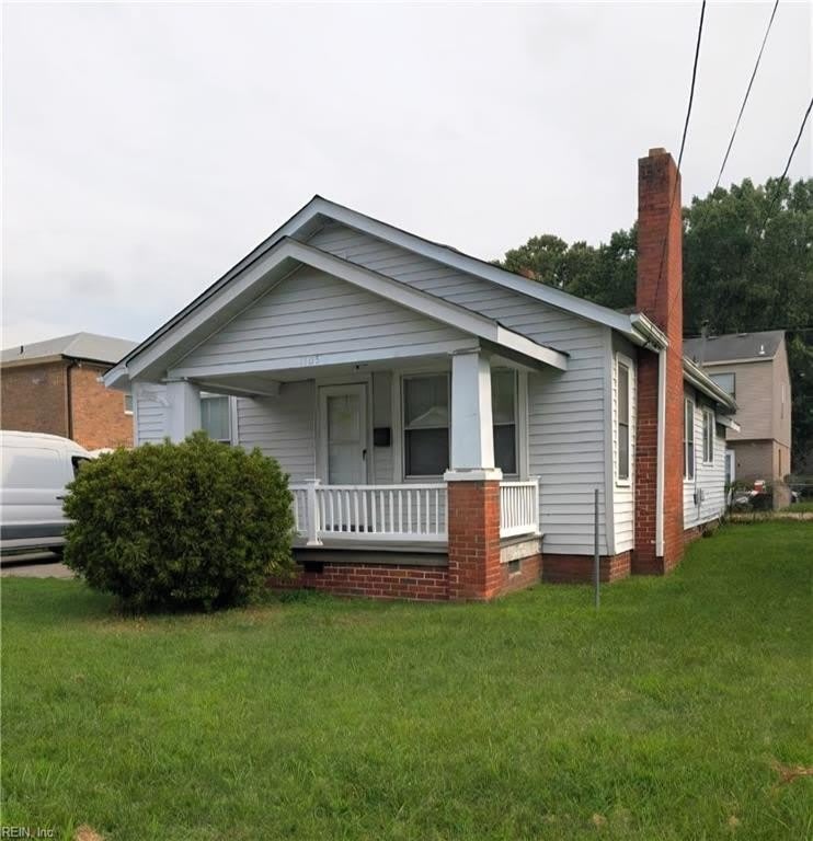 1105 Hugo Street – photo 1 of 5