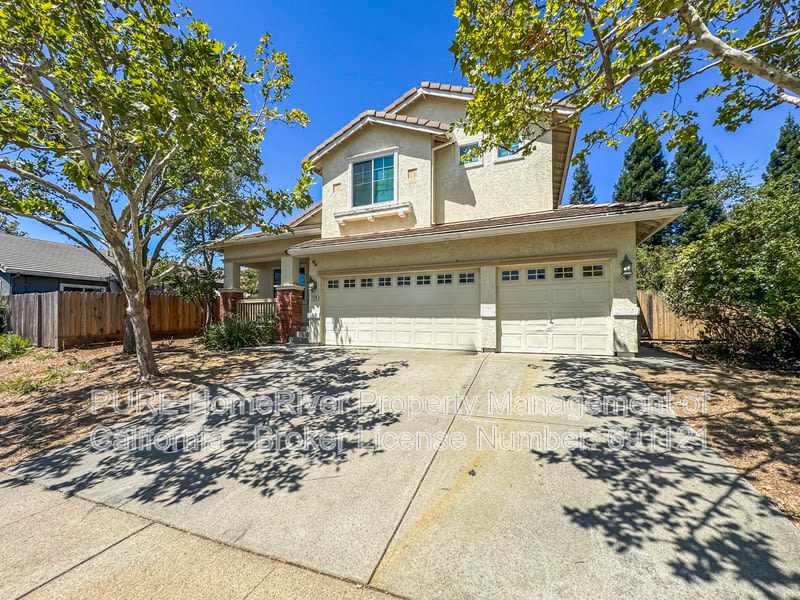 2128 Topham Court – photo 1