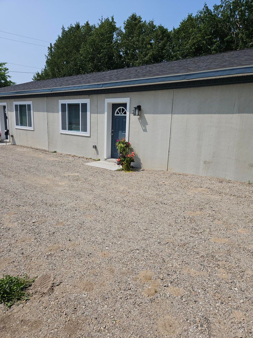 808 Sherman St. – photo 1 of 16