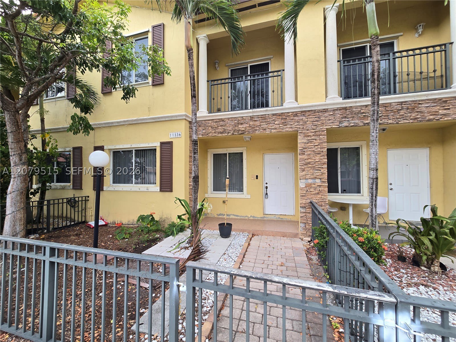 11236 SW 230th Ter – photo 1