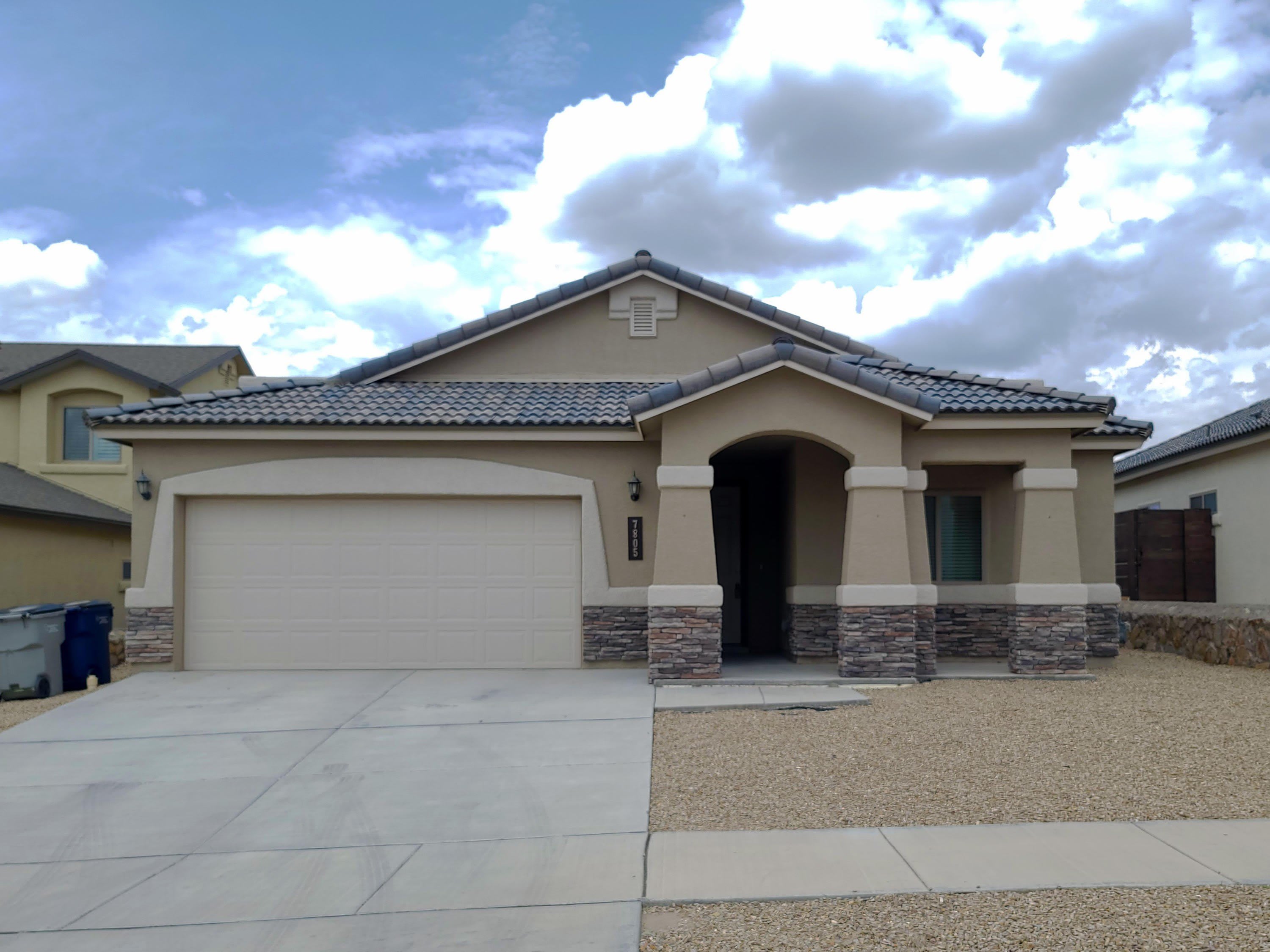7805 Enchanted Circle Drive – photo 1