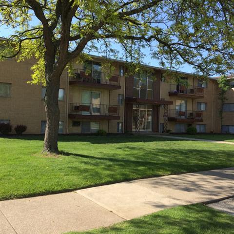 Kingston Place Apartments – photo 1 of 32