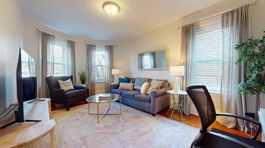 636 Washington St – photo 1