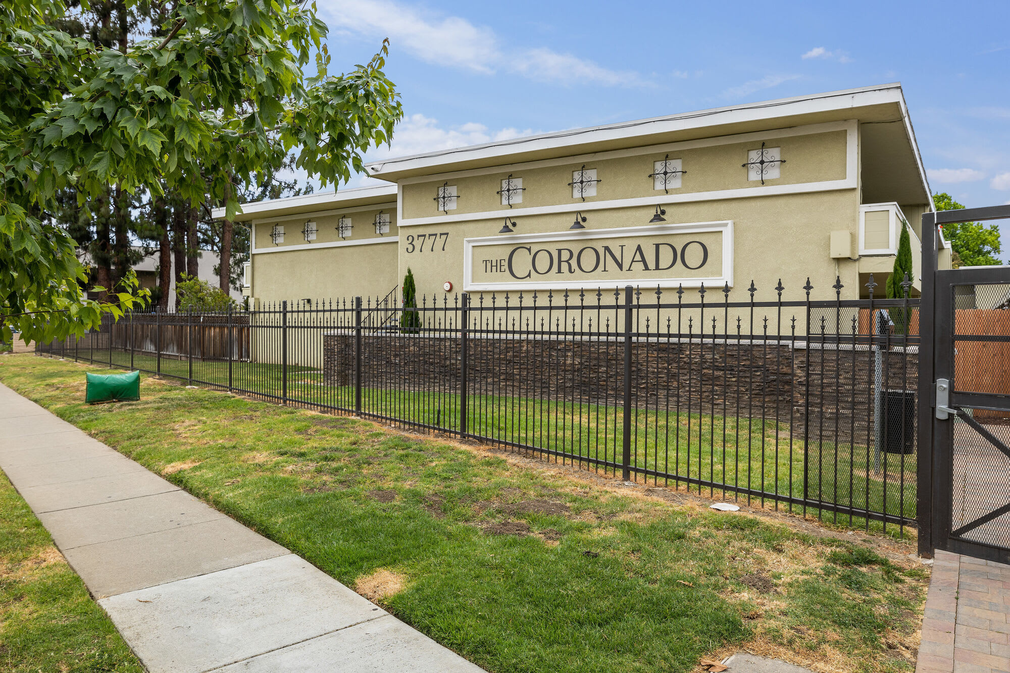 Coronado Apartments – photo 1 of 53