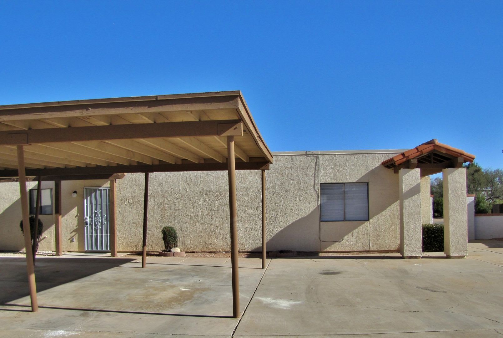3BR/2BA,1012 sq.ft. apartment at Casitas Place in Sierra Vista, AZ – photo 1