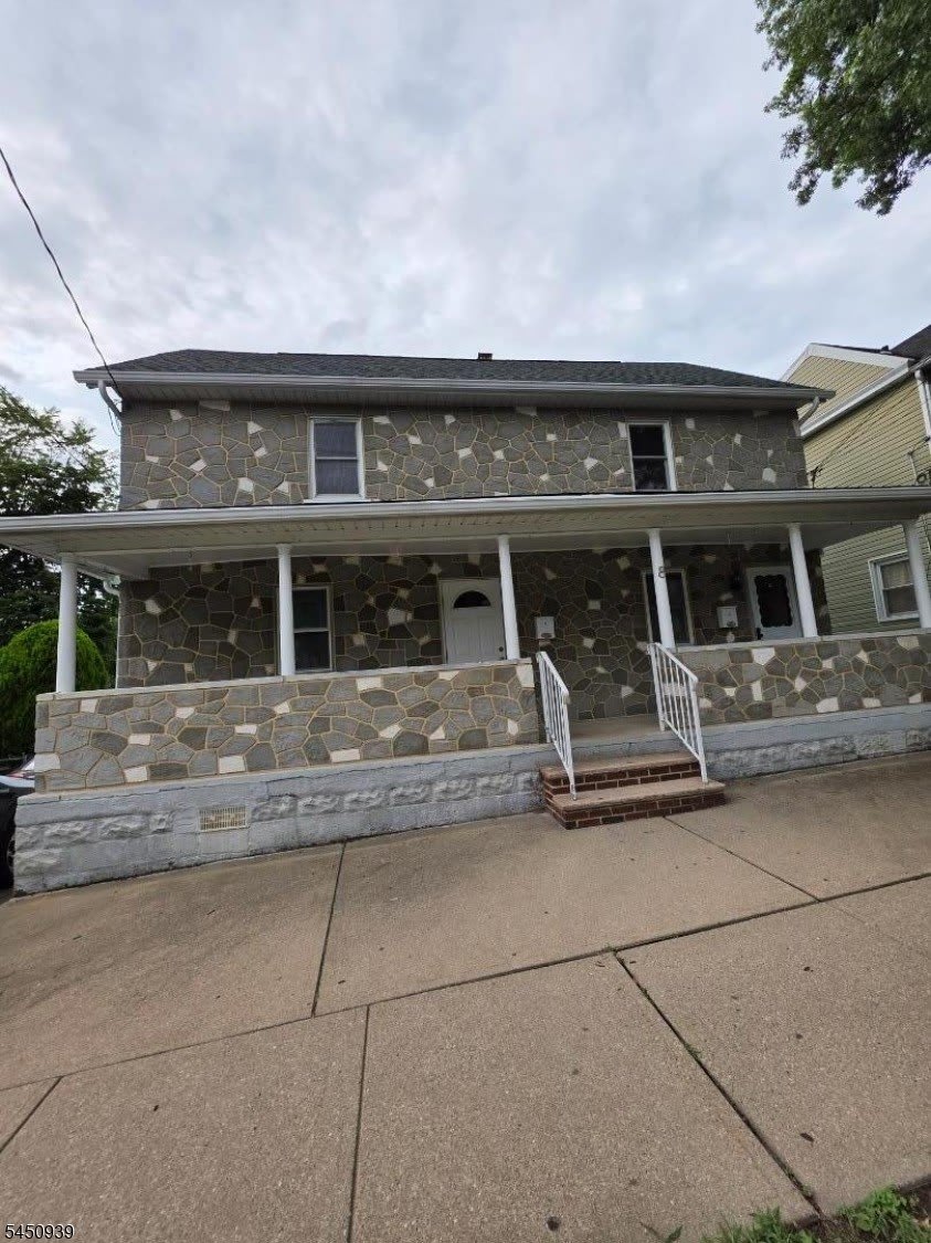 8 Clinton St – photo 1 of 253