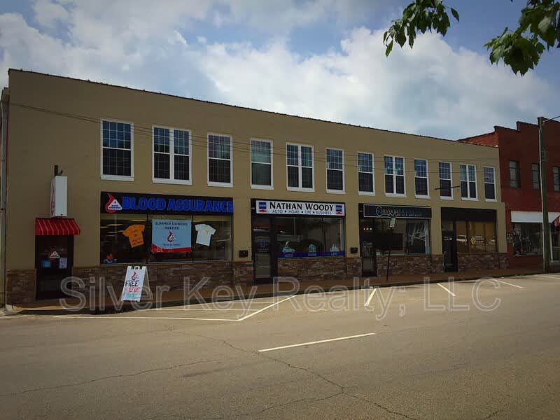 217 E. Washington Ave – photo 1 of 13