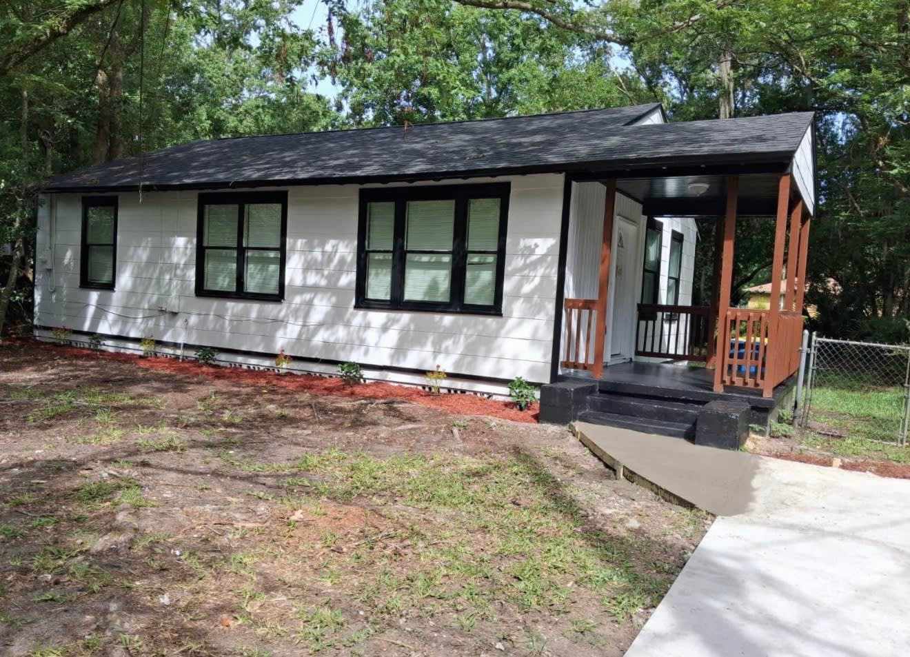 5342 Mays Dr – photo 1