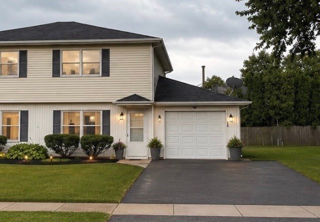 73 Joy Street – photo 1 of 8
