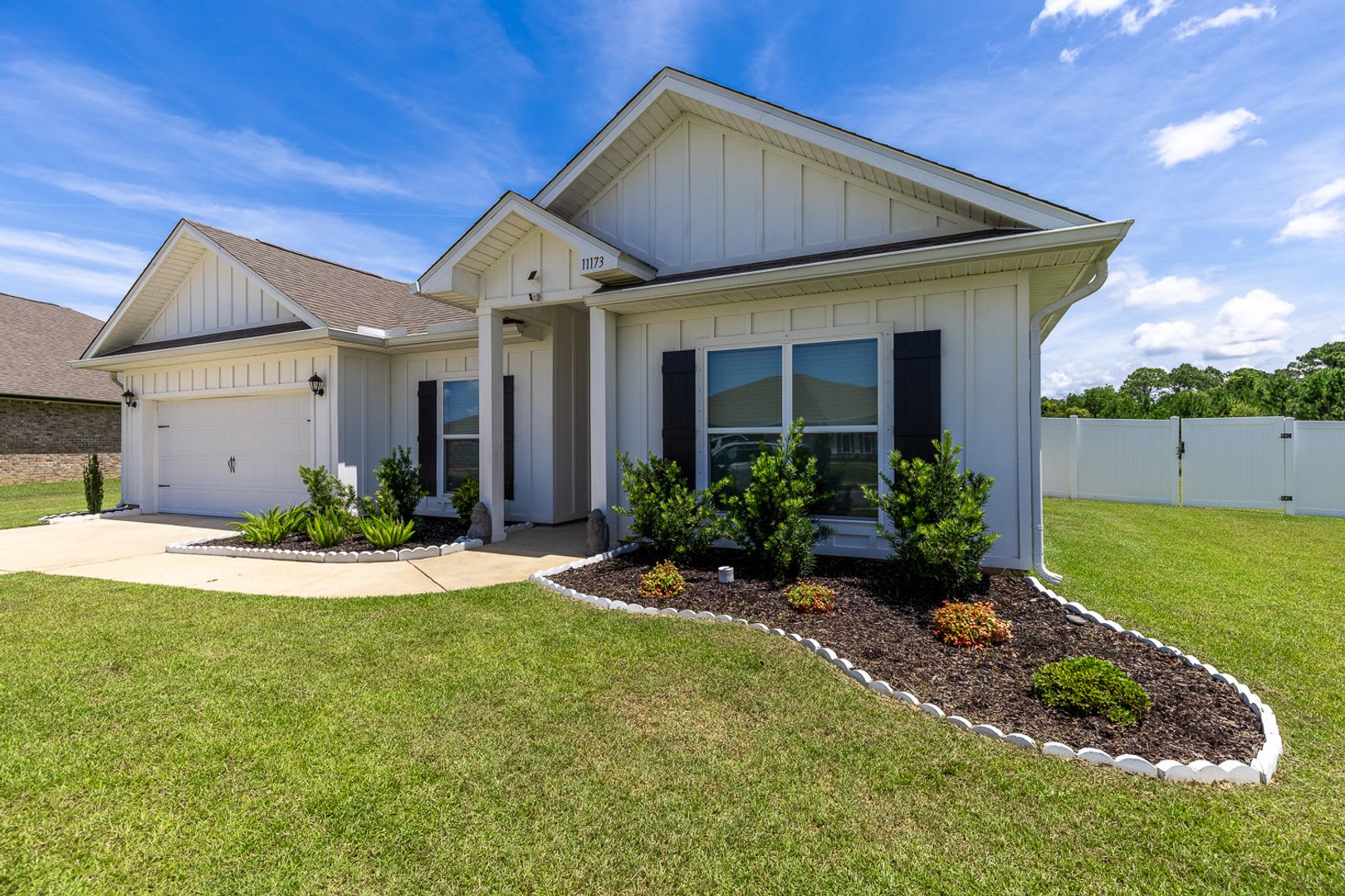 READY TO RENT NOW! JUBILEE FARMS! LANDSCAPING INCLUDED! PRICE REDUCTION! – photo 1