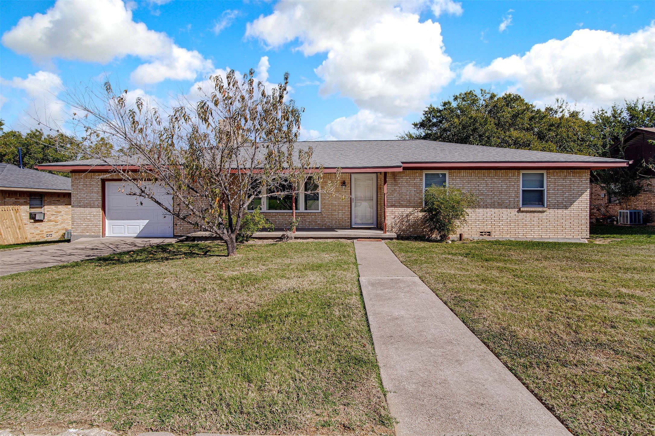 107 Pine Street – photo 1 of 22