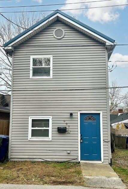 605 Harry Street – photo 1