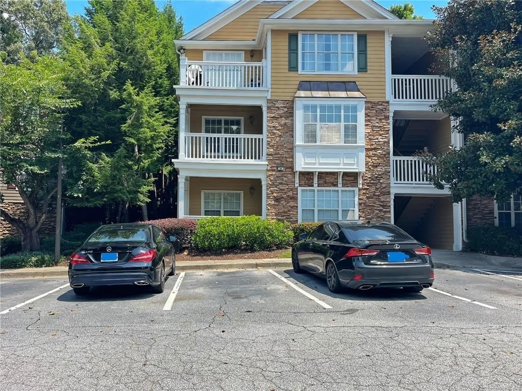 233 Bentley Place – photo 1