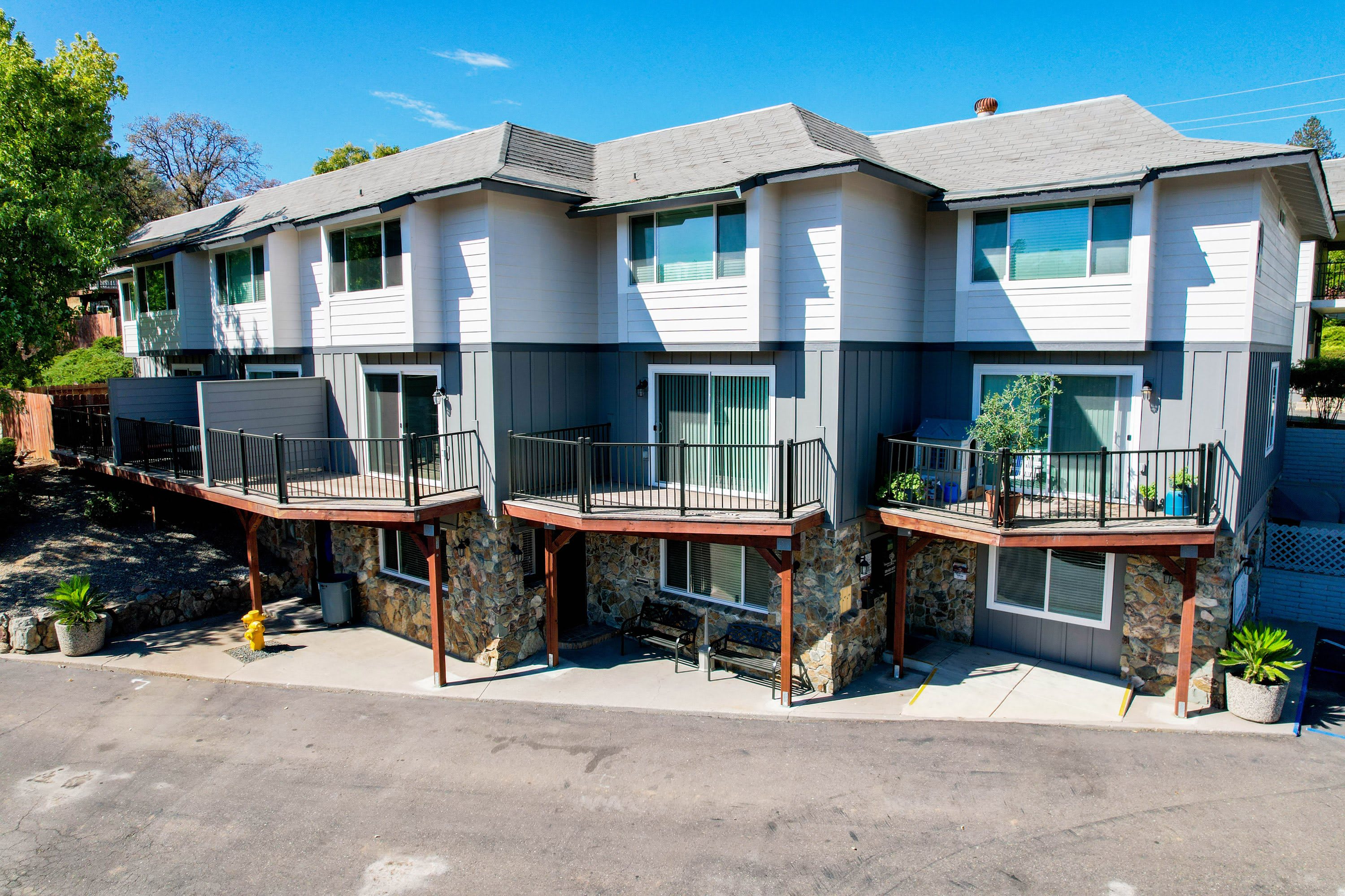 Persimmon Terrace – photo 1 of 27