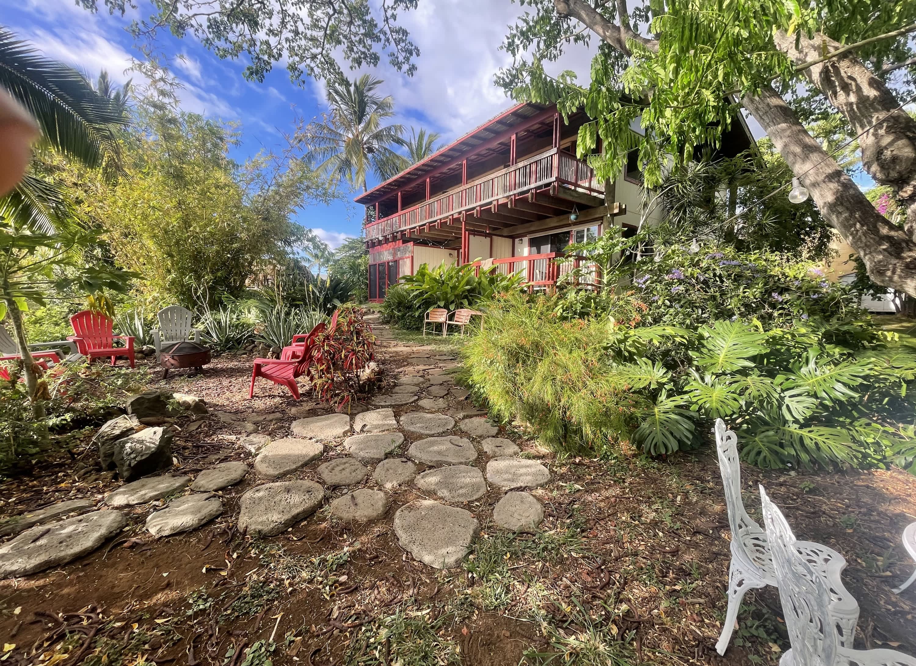 825 Kumulani Drive – photo 1 of 14
