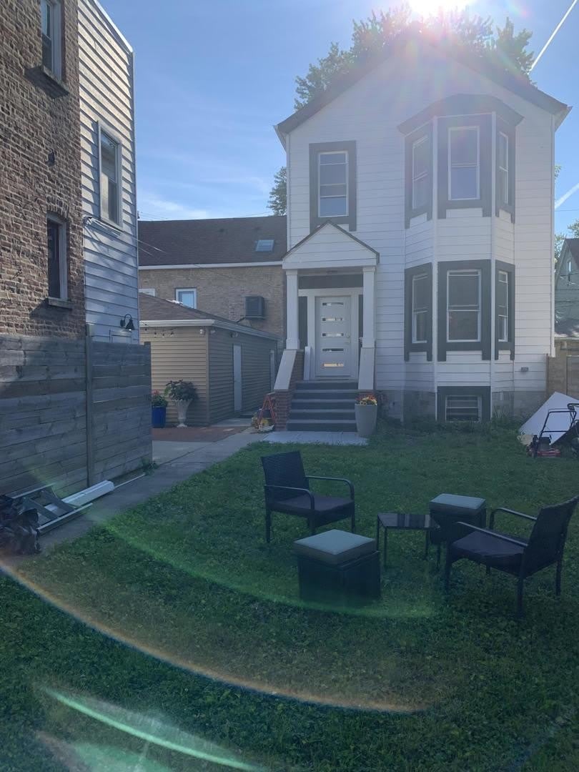 2418 N Washtenaw Avenue – photo 1