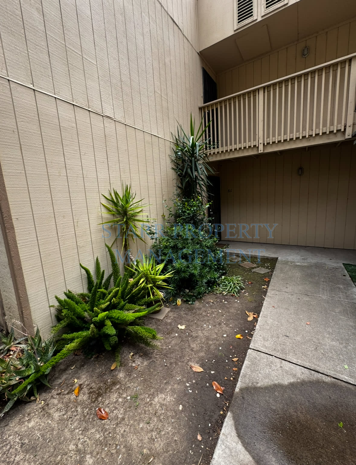 328 Northbank Ct Apt 61 – photo 1