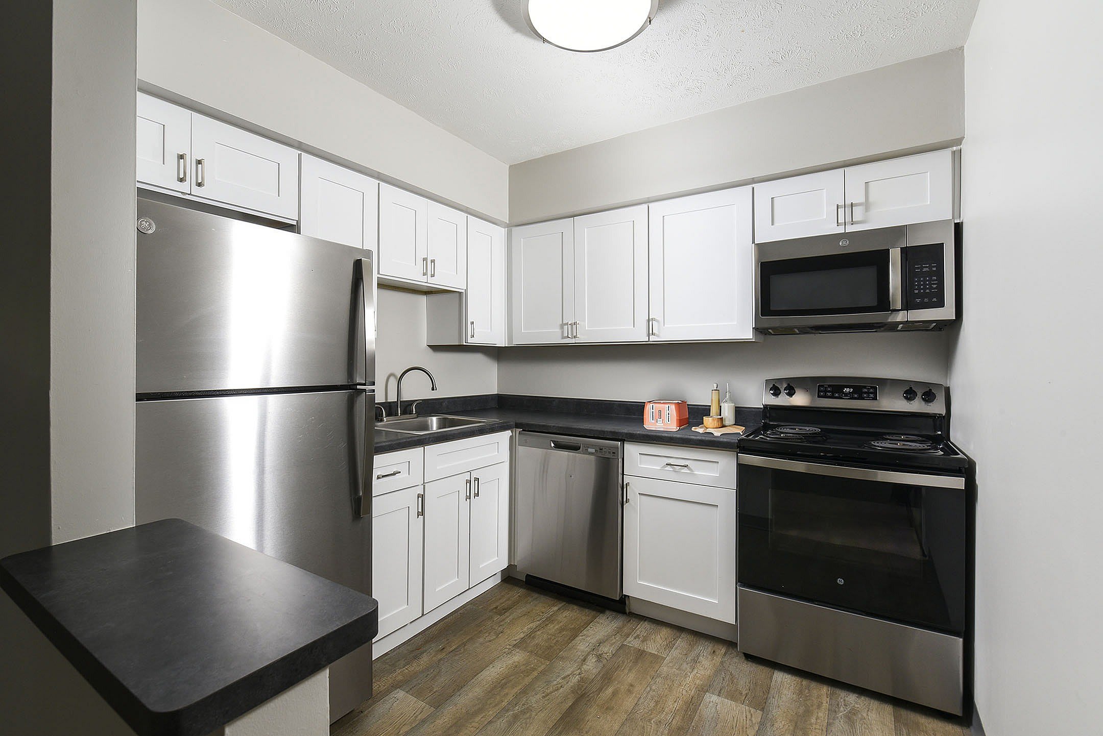 Lindenbrooke – photo 1 of 31