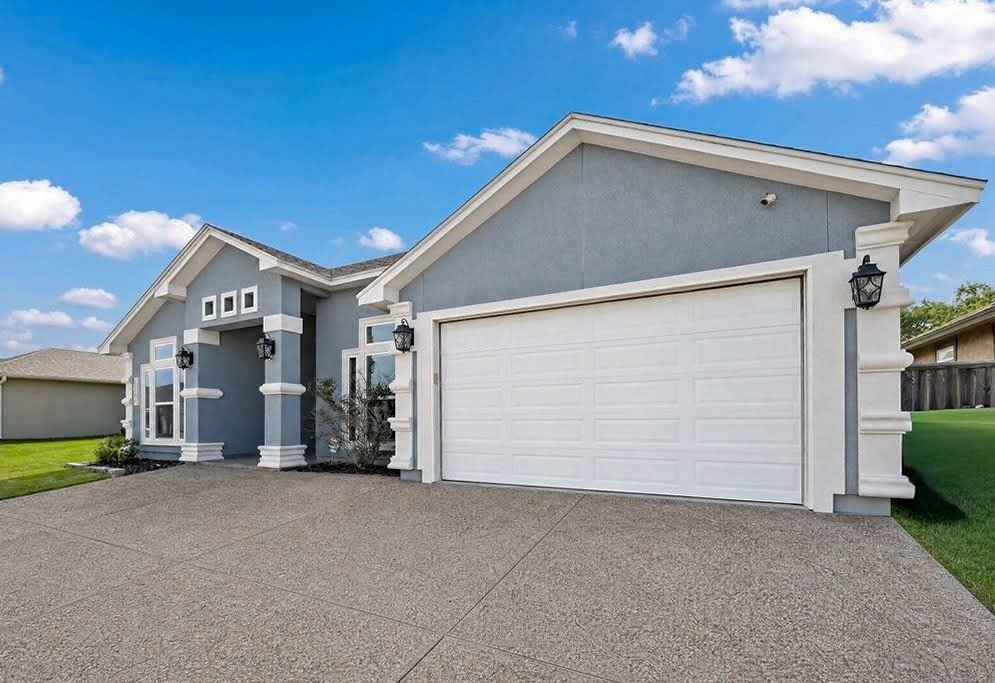 3045 Saint Eustatius Way – photo 1