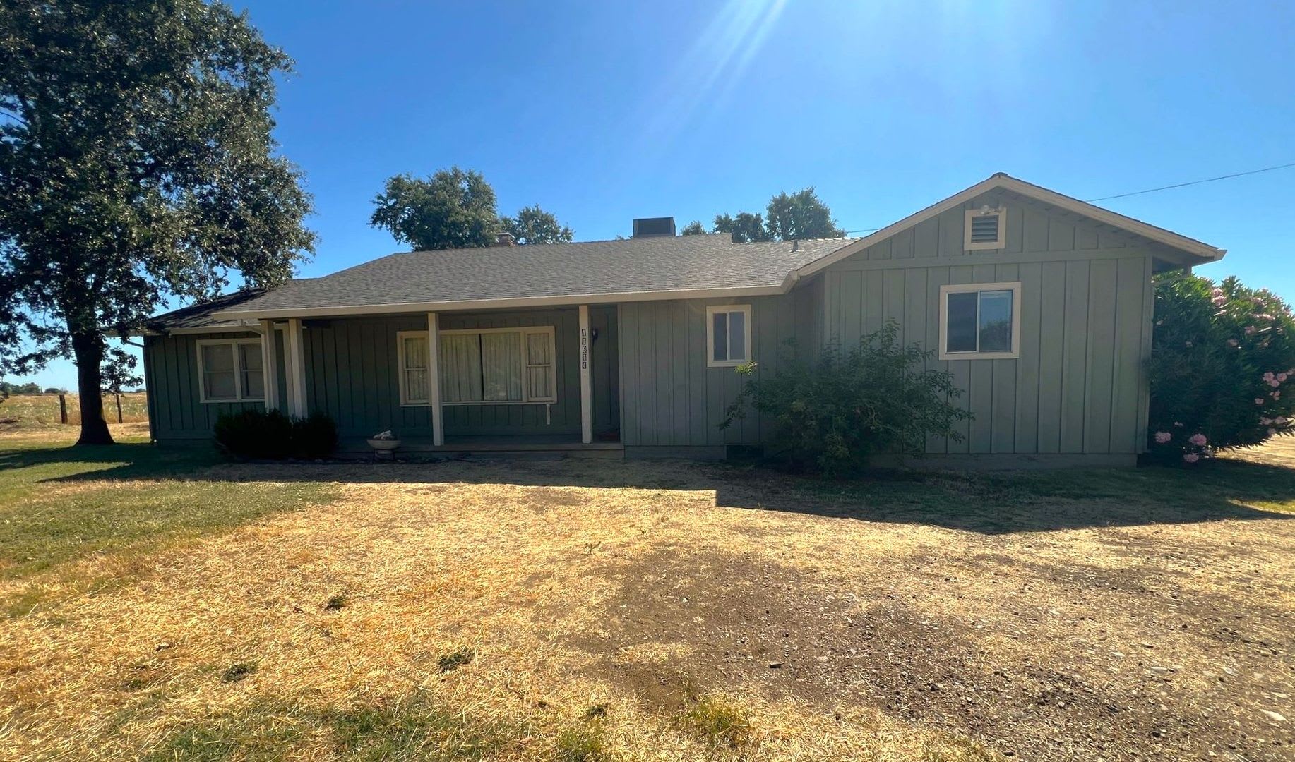 3 bedroom 1 bath home in Red Bluff – photo 1 of 17