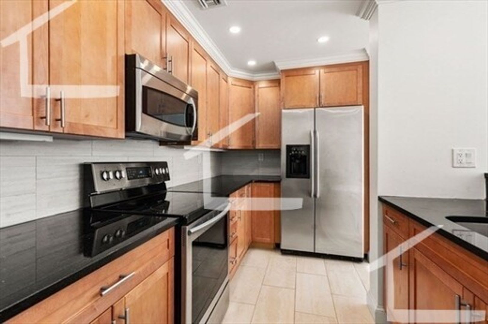 Huge 2 Bed In Newton – photo 1 of 159