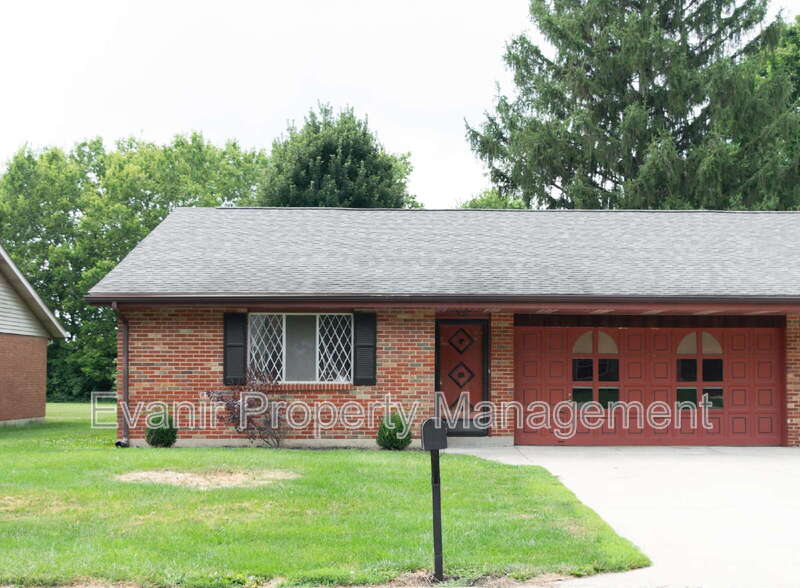 3164 Honeysuckle Rd – photo 1 of 27