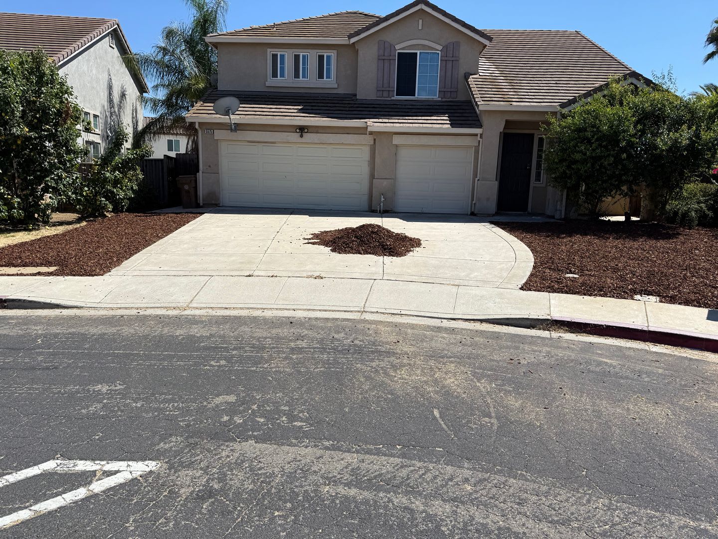 4 BED & 3 BATH W/ INCREDIBLE VIEW OF OPEN GREENBELT! – photo 1