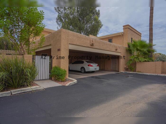 10407 North 10th Place – photo 1