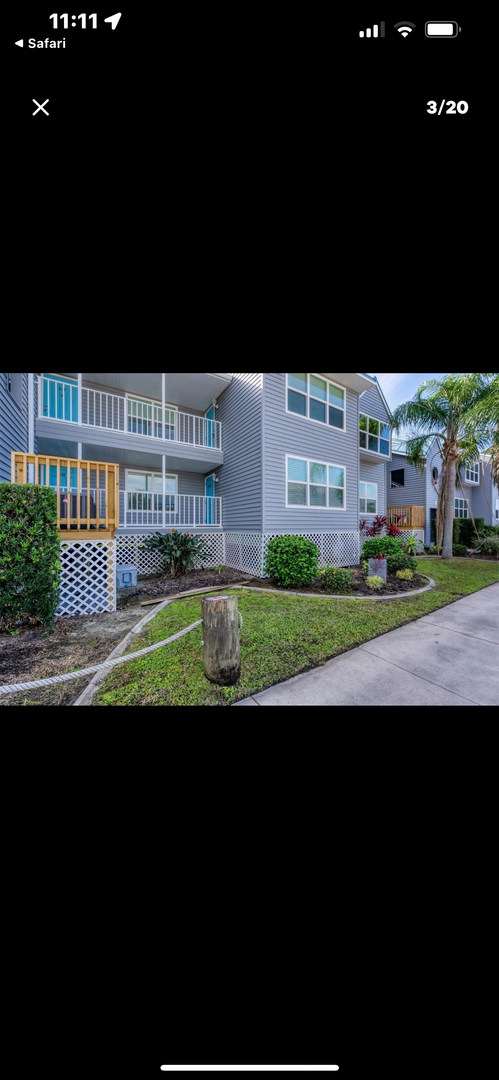 1 1 Fully Furnished Waterfront Condo – photo 1